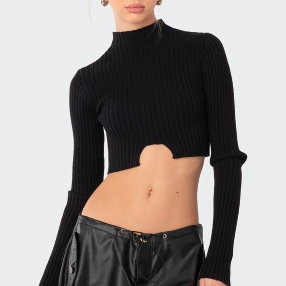 Edikted Sweaters - Edikted Bonnie Cropped Sweater Black size XS/S